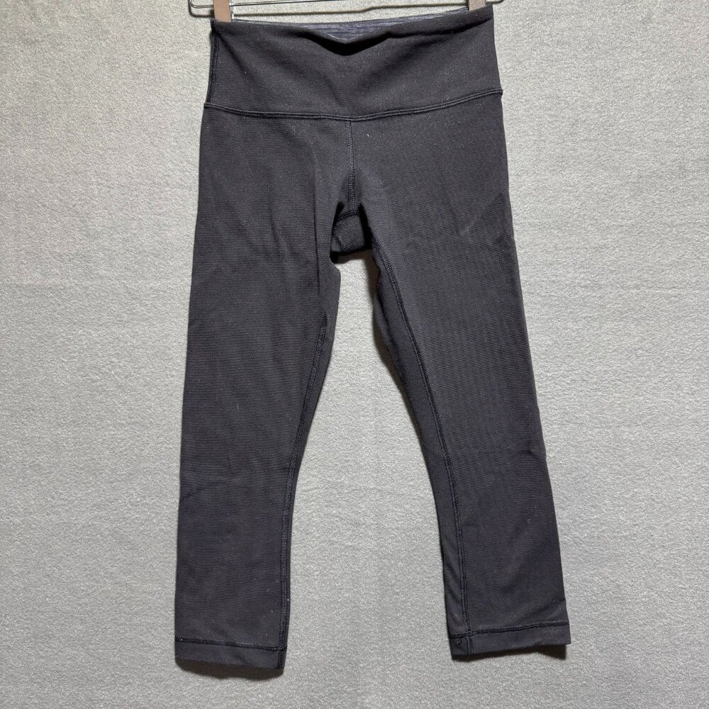 Lululemon Womens Black Size 2 Elastic Waist Pull-On Activewear Cropped Leggings